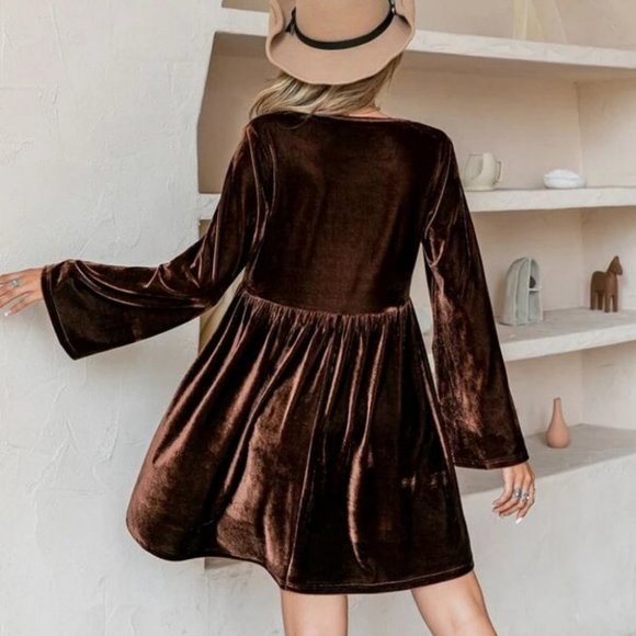 Cottagecore Boho Floral Embroidery long Flounce Sleeved Brown Velvet Mini Dress - Picture 4 of 6